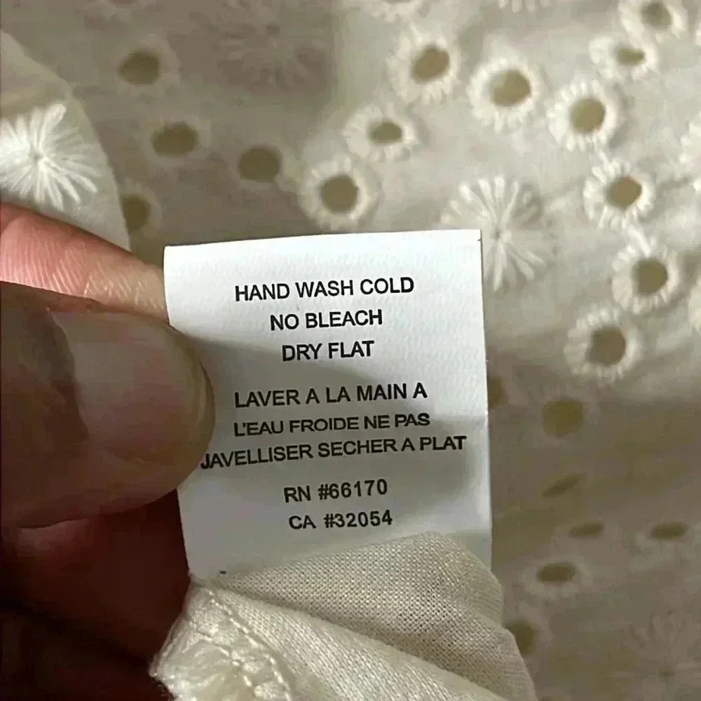 ANTHROPOLOGIE CHARLIZE Tan Eyelet Lace Vneckline Blouse Size S - Picture 12 of 12